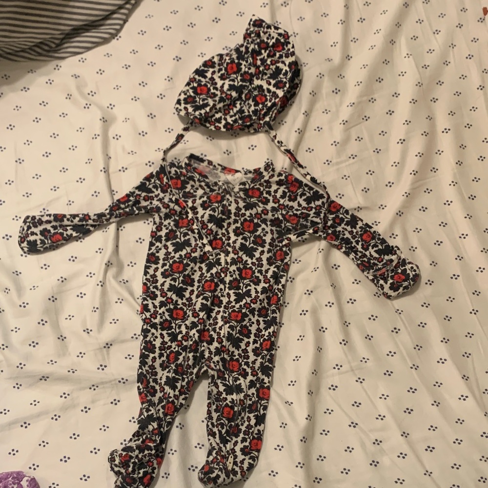Kate Quinn floral baby footie with matching ruffle bonnet EUC